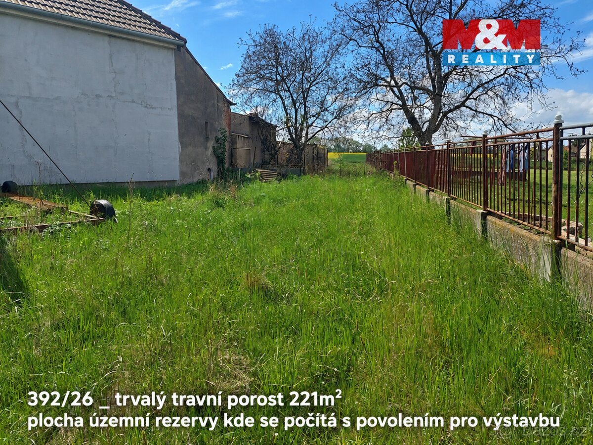 Prodej pozemků 151762 m², Pňov-Předhradí
