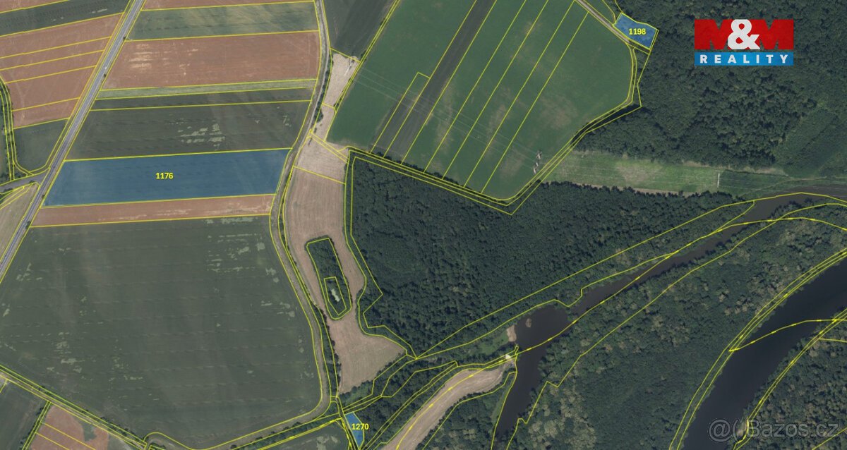 Prodej pozemků 151762 m², Pňov-Předhradí