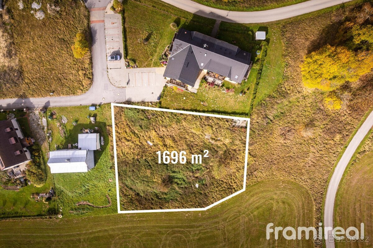 Prodej pozemku se stavebním povolením, 1 696 m² - Frymburk -