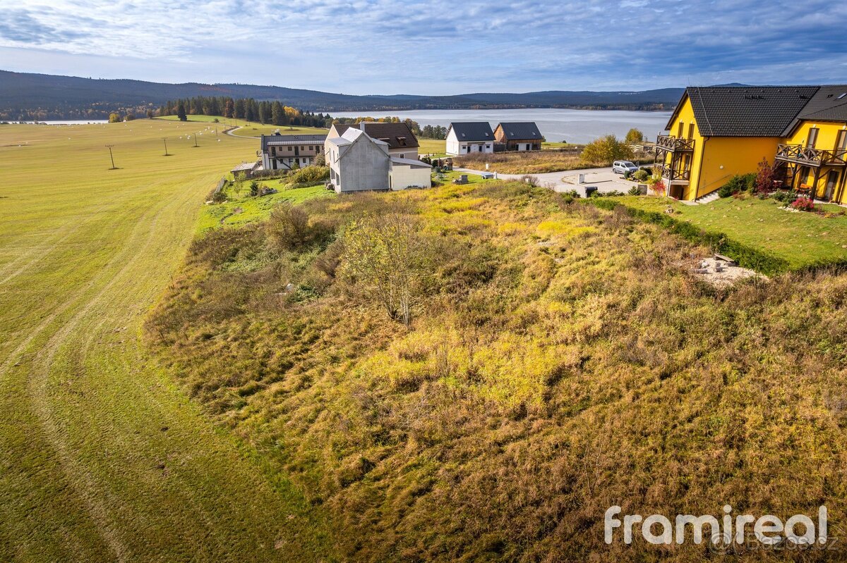 Prodej pozemku se stavebním povolením, 1 696 m² - Frymburk -