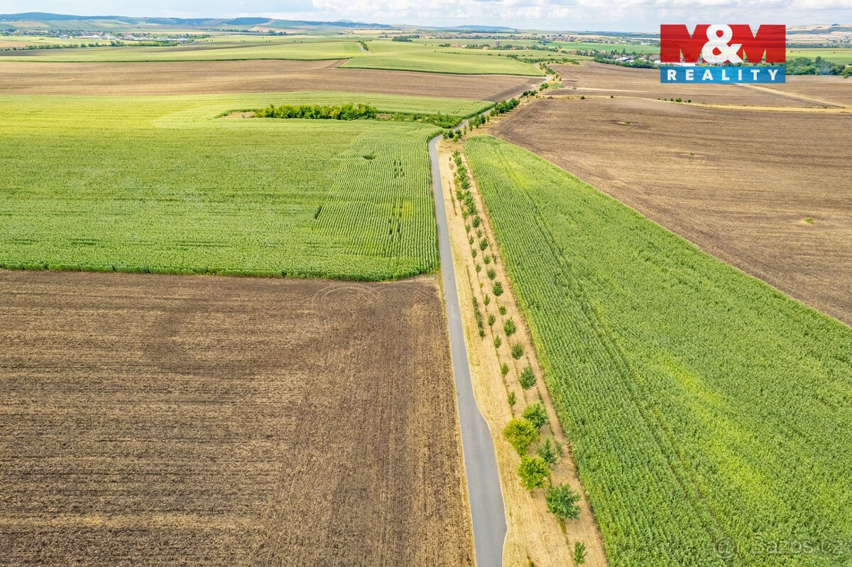 Prodej pole, 25.490 m², Žatčany