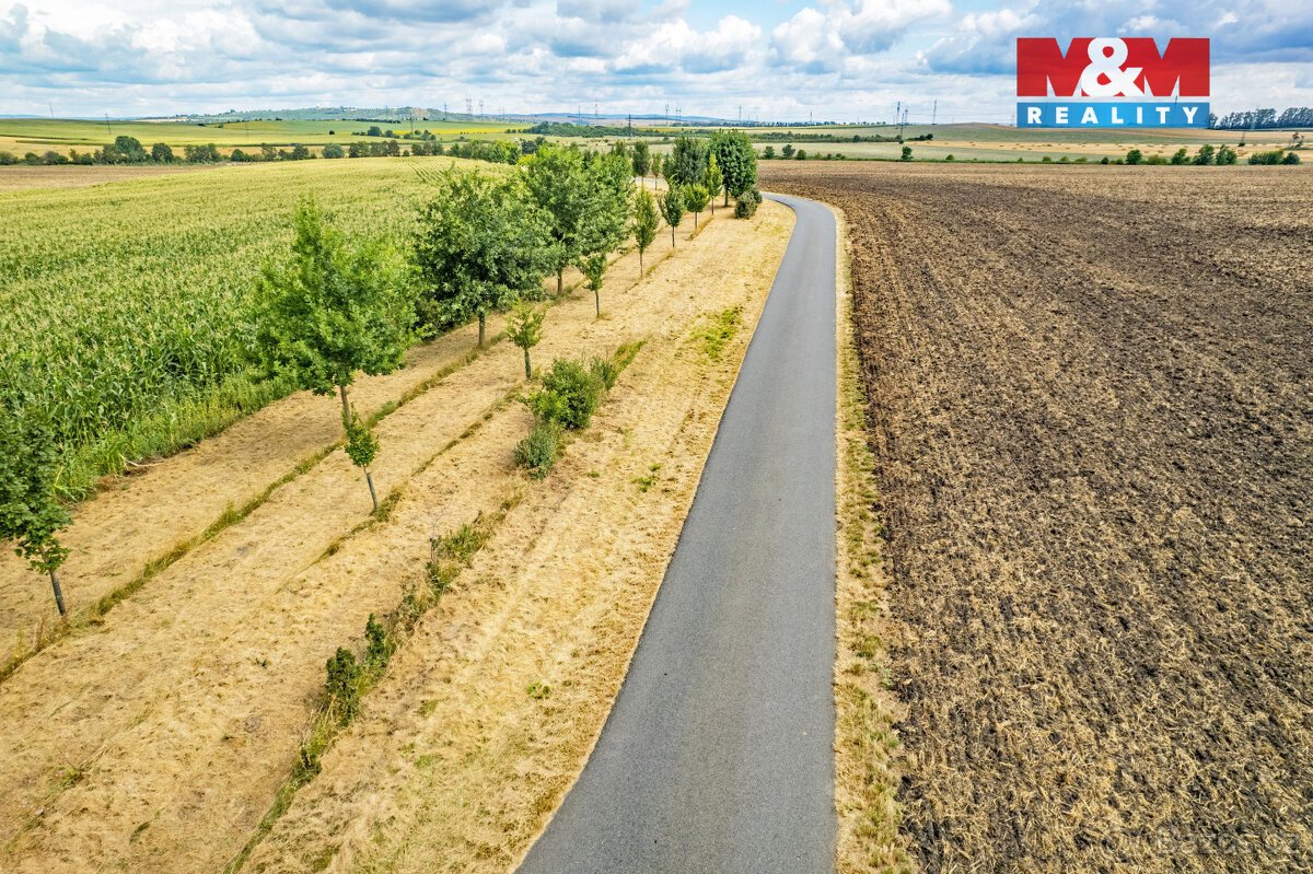 Prodej pole, 25.490 m², Žatčany