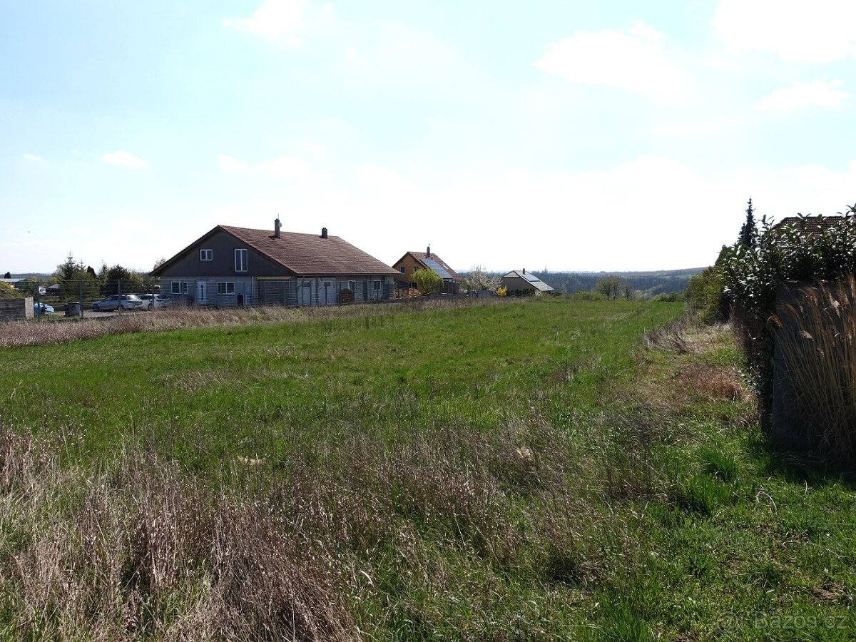 Prodej stavebního pozemku 2607 m² Dyje, Znojmo