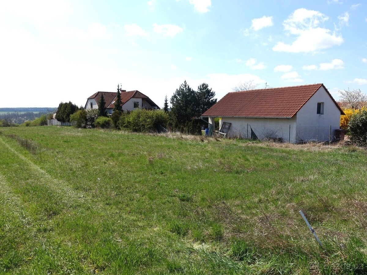 Prodej stavebního pozemku 2607 m² Dyje, Znojmo