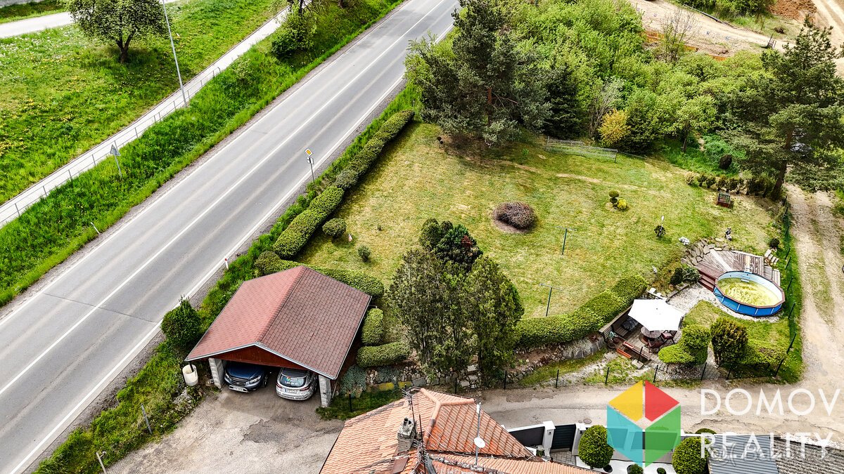 Stavební pozemek v obci Bavoryně