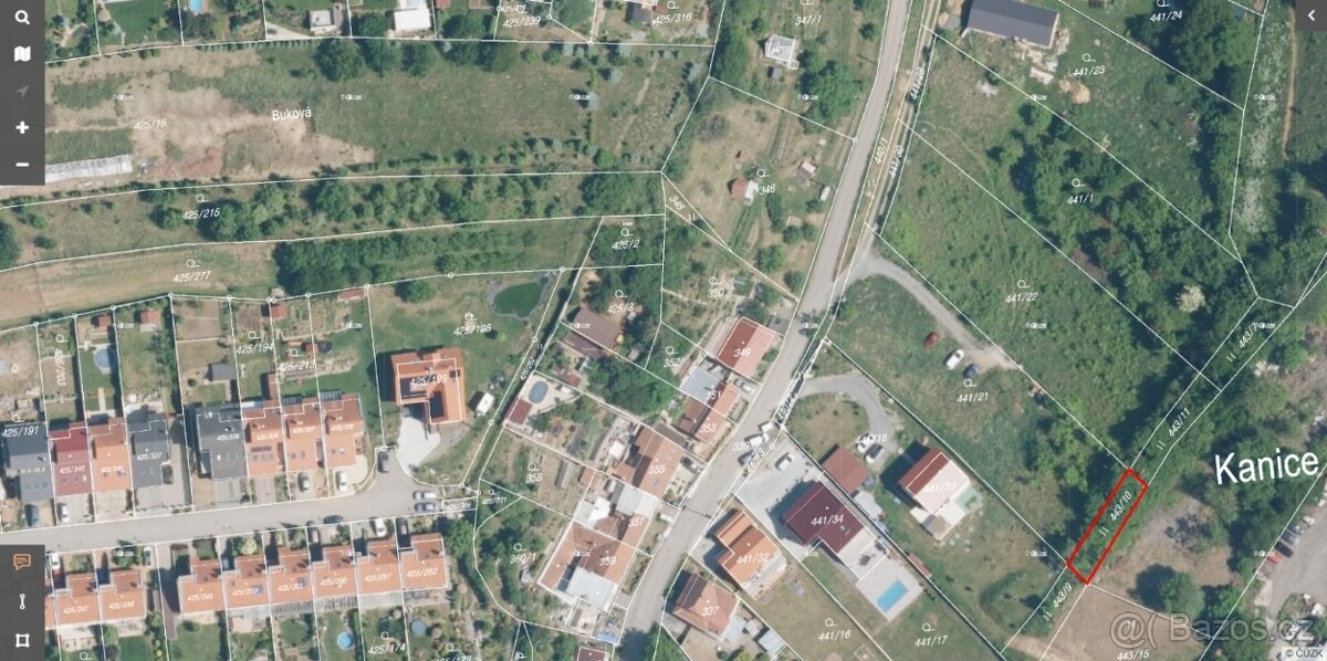 Prodej stavebního pozemku v Kanicích 1928m2
