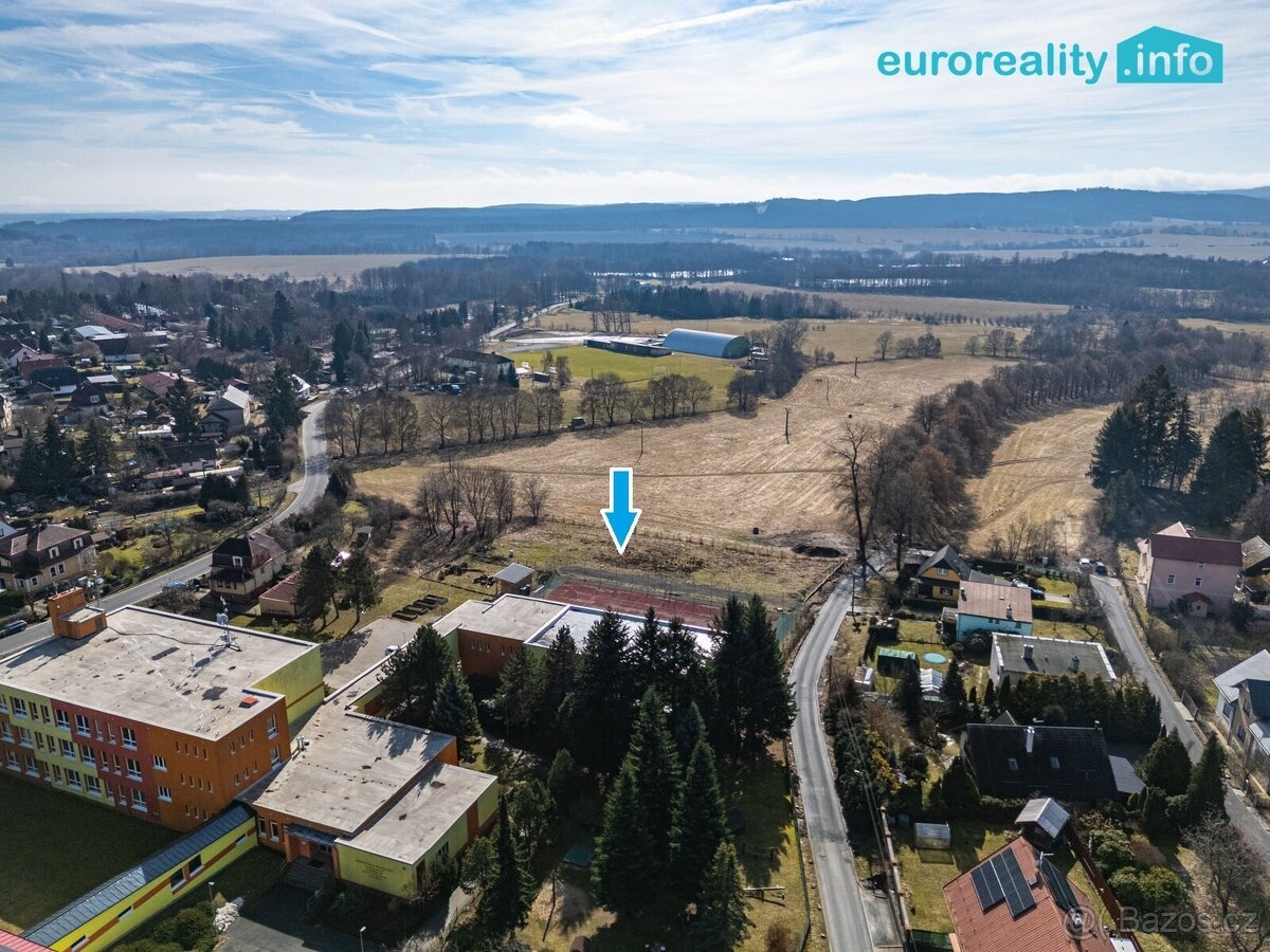 Stavební pozemek 2 606 m² s platným stavebním povolením – Lá