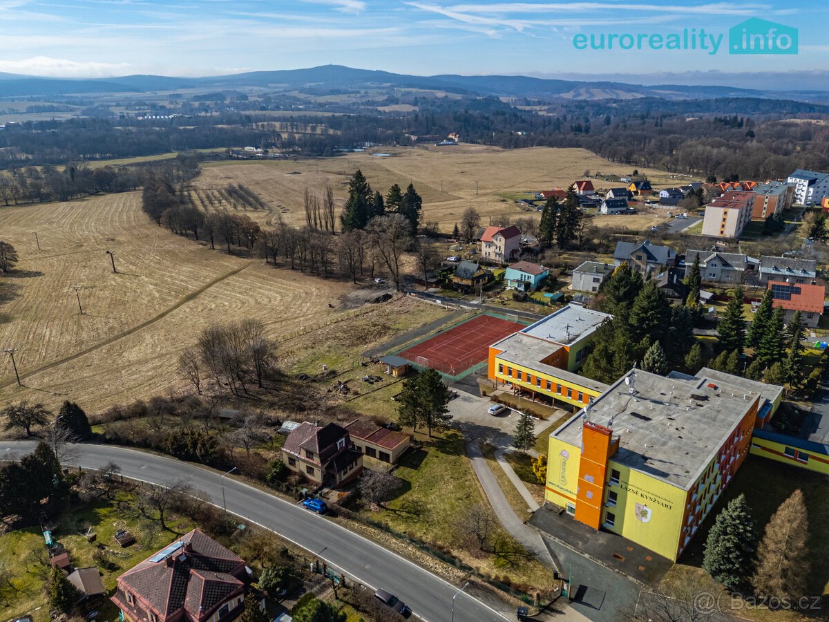 Stavební pozemek 2 606 m² s platným stavebním povolením – Lá