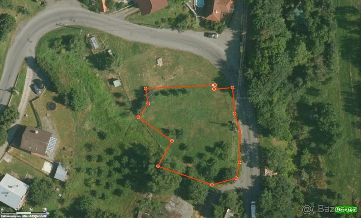 Stavební pozemek s povolením, 1271 m2,Podkopná Lhota, Zlín