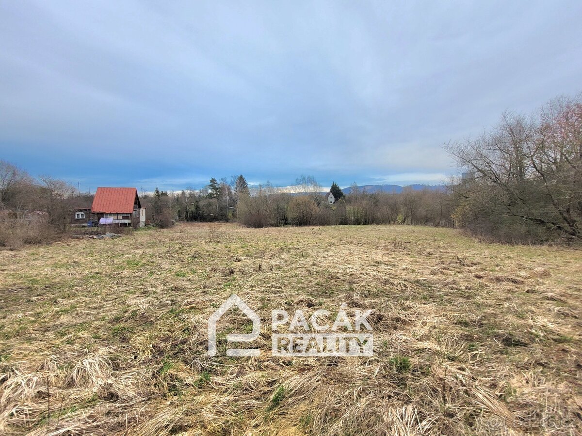 Prodej rekreačního pozemku 2 896 m²  v Lipníku nad Bečvou