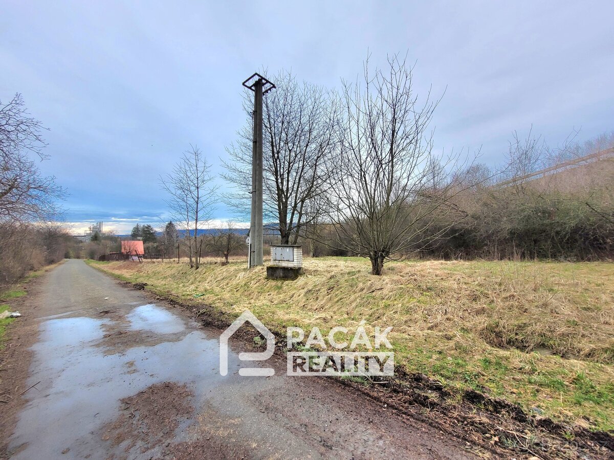 Prodej rekreačního pozemku 2 896 m²  v Lipníku nad Bečvou