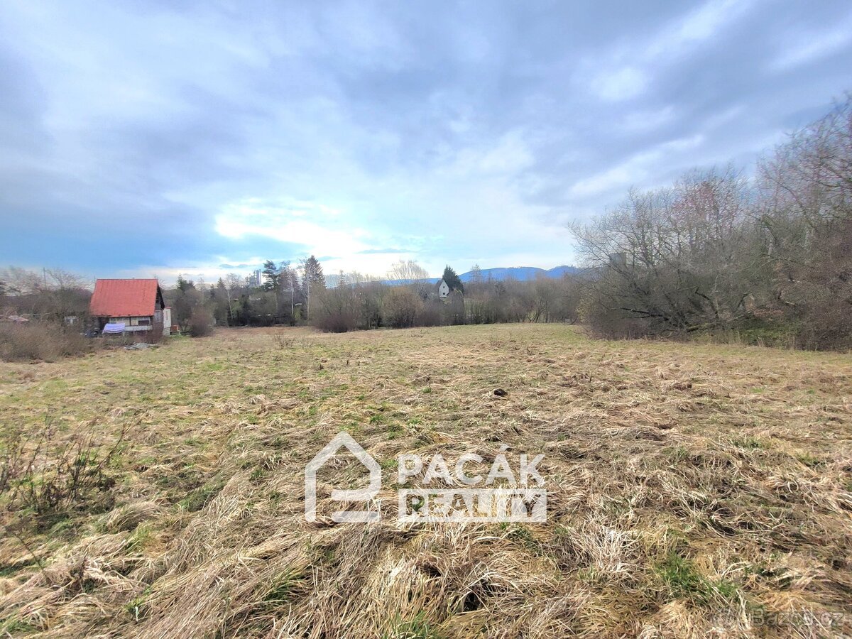 Prodej rekreačního pozemku 2 896 m²  v Lipníku nad Bečvou
