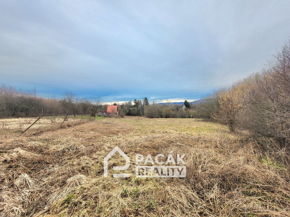 Prodej rekreačního pozemku 2 896 m²  v Lipníku nad Bečvou