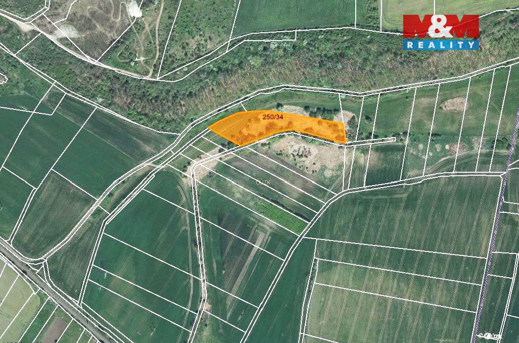 Prodej pole, 6300 m², Staňkovice-Tvršice