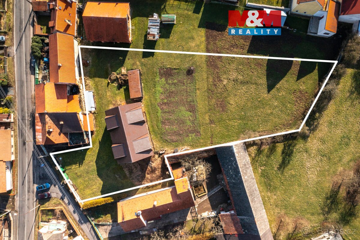 Prodej pozemku k bydlení, 2250 m², Pochvalov