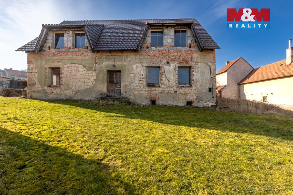 Prodej pozemku k bydlení, 2250 m², Pochvalov