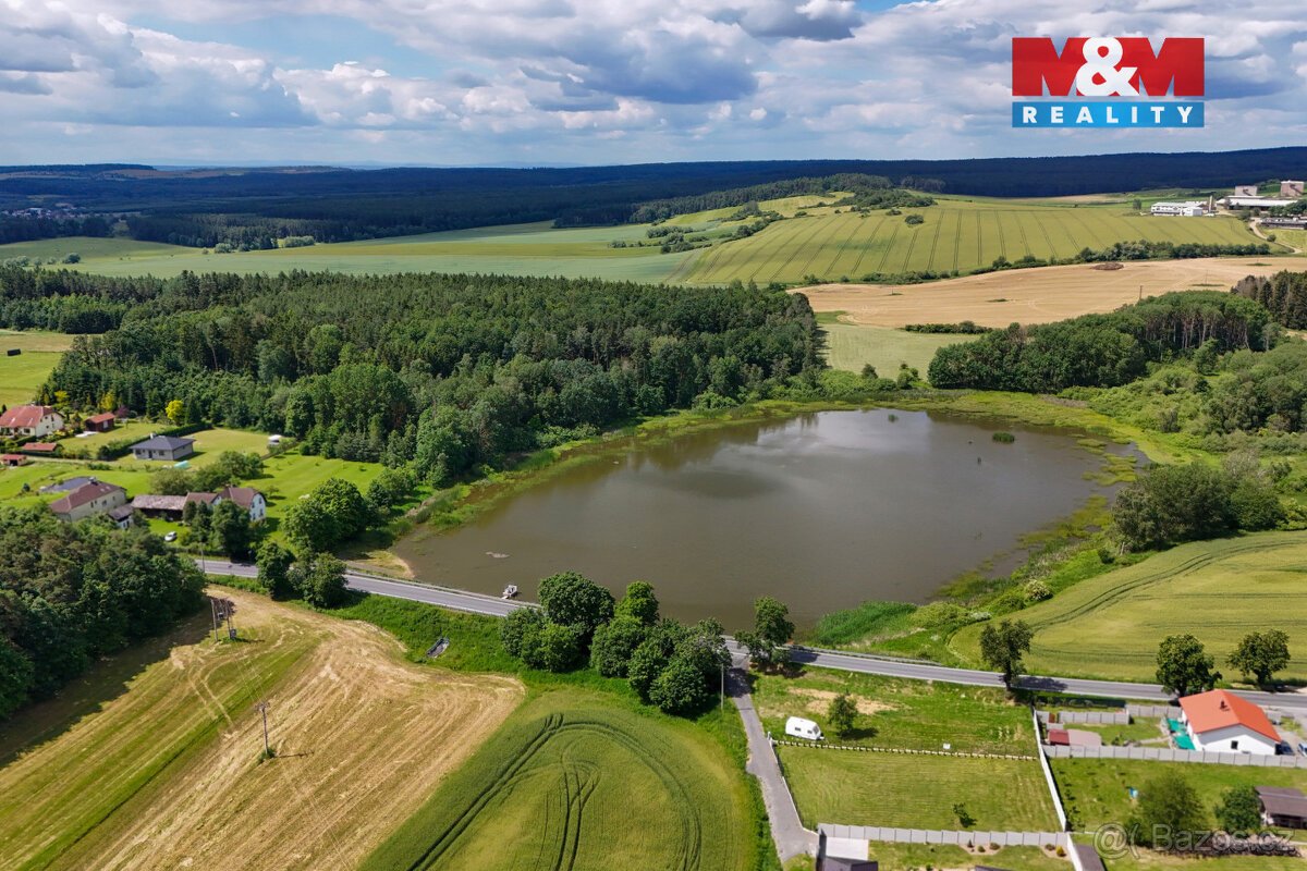 Prodej pozemku k bydlení se st. povolením, 1009 m², Dražeň