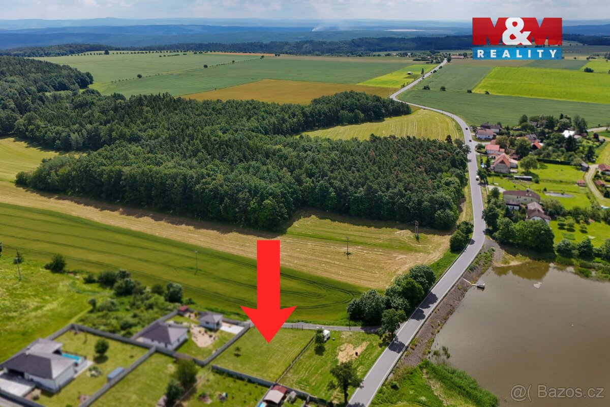 Prodej pozemku k bydlení se st. povolením, 1009 m², Dražeň