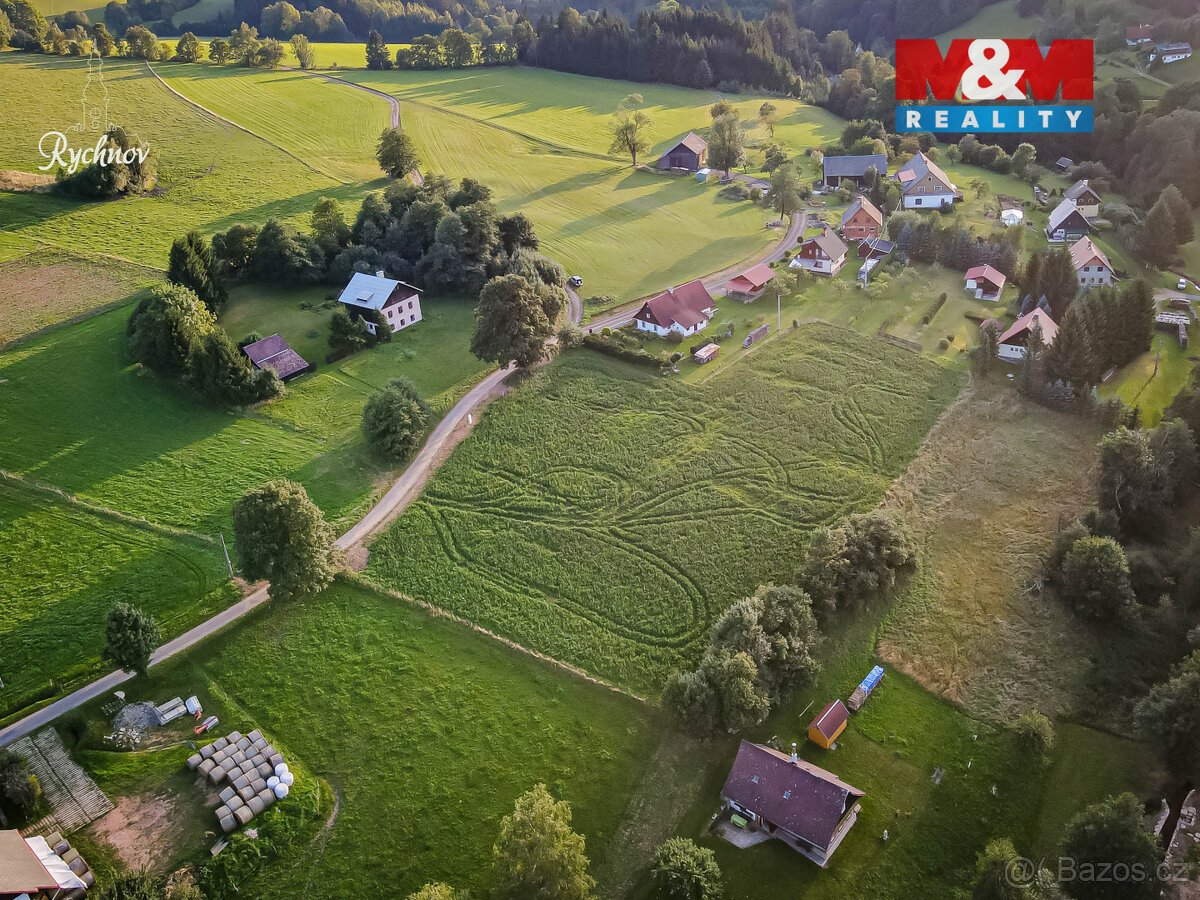 Prodej pozemku k bydlení, 3216 m², České Petrovice