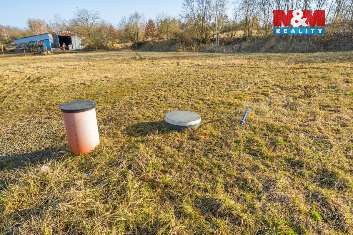 Prodej pozemku k bydlení, 2437 m², Milešov