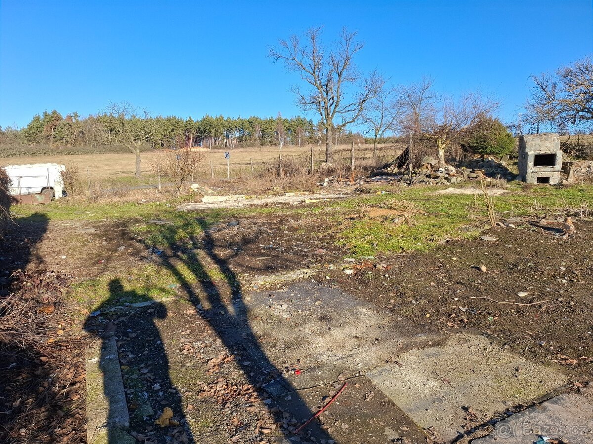 Stavební pozemek 1012m²