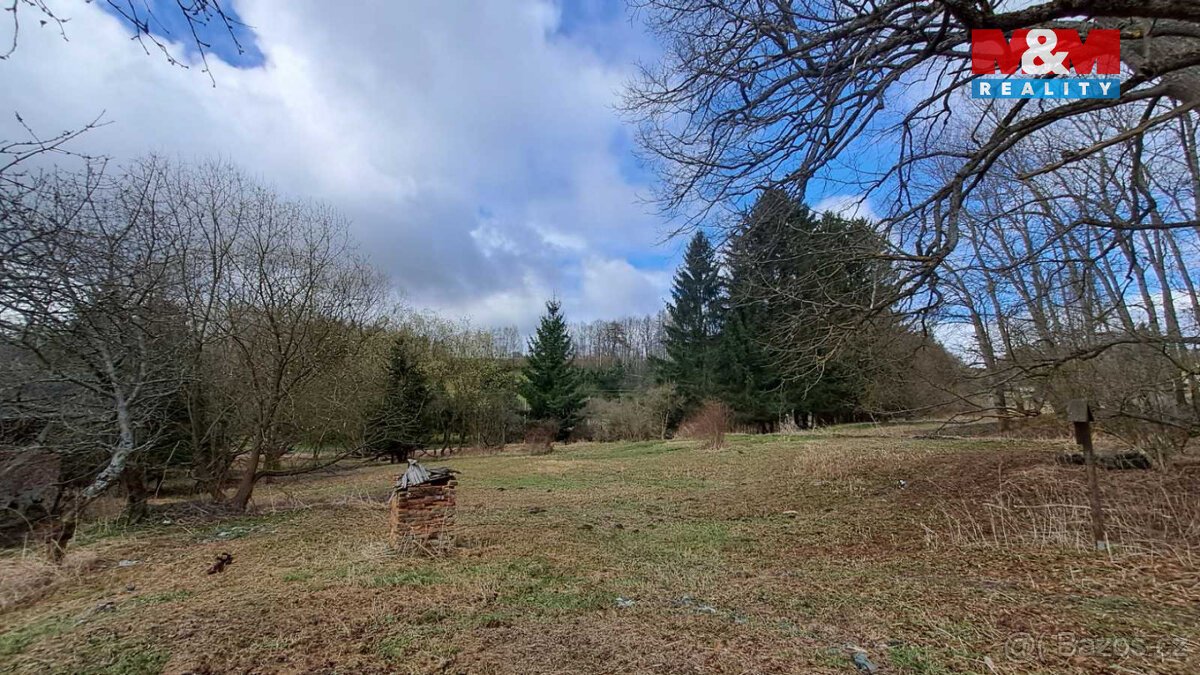 Prodej pozemku k bydlení, 1968 m², Vikantice