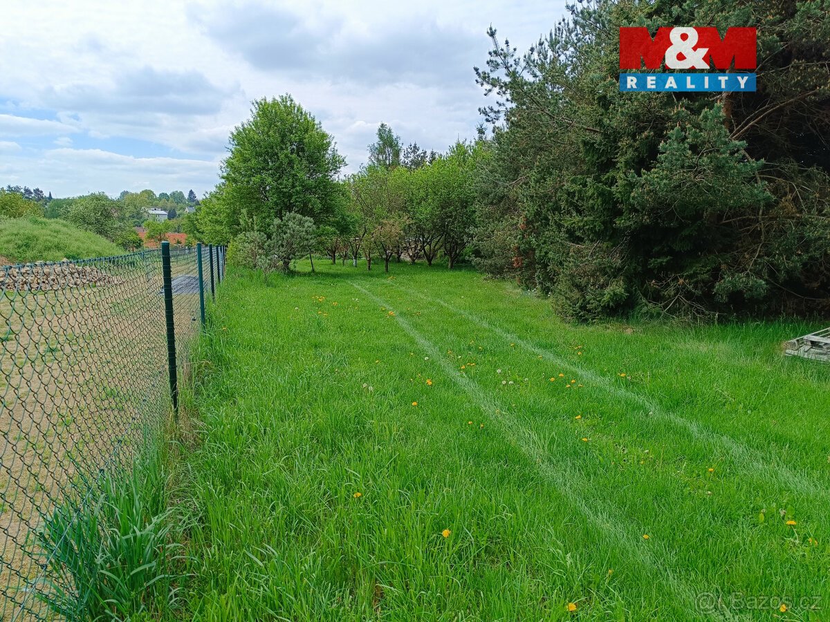Prodej pozemku k bydlení, 653 m², Senožaty