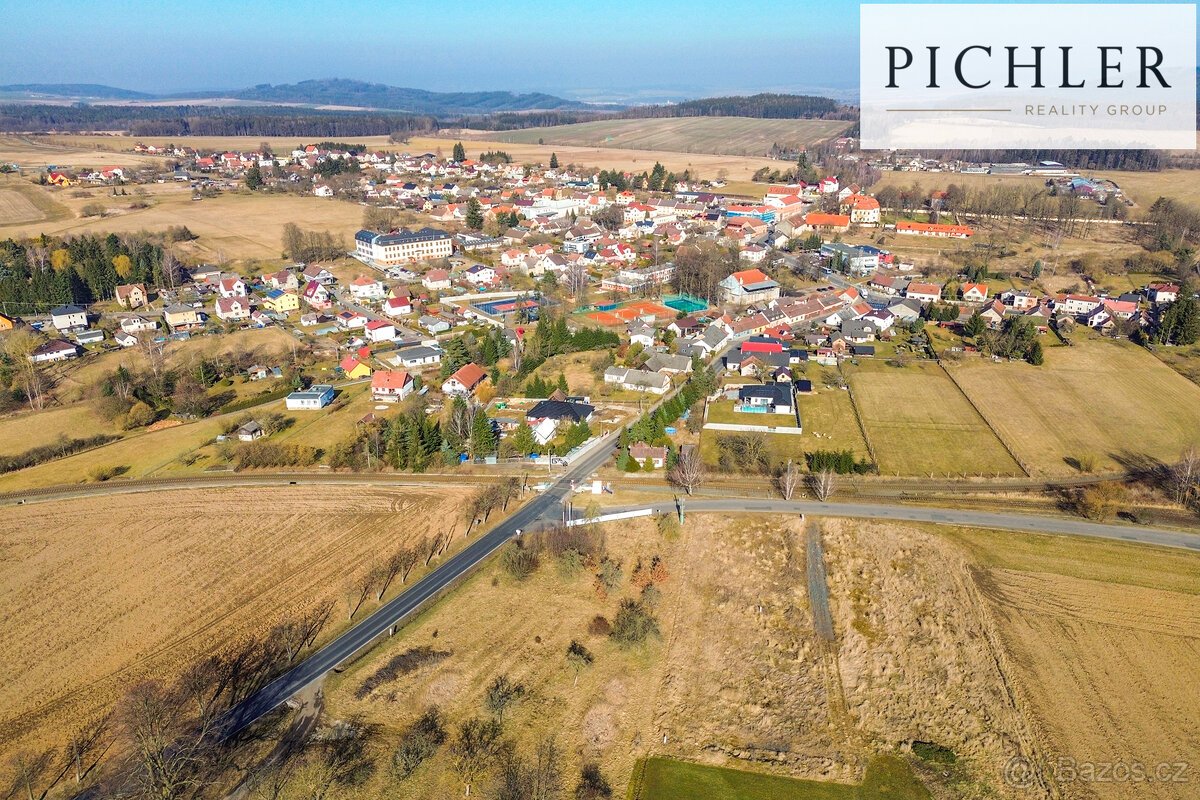 Prodej stavebního pozemku 2195 m2, Mirošov