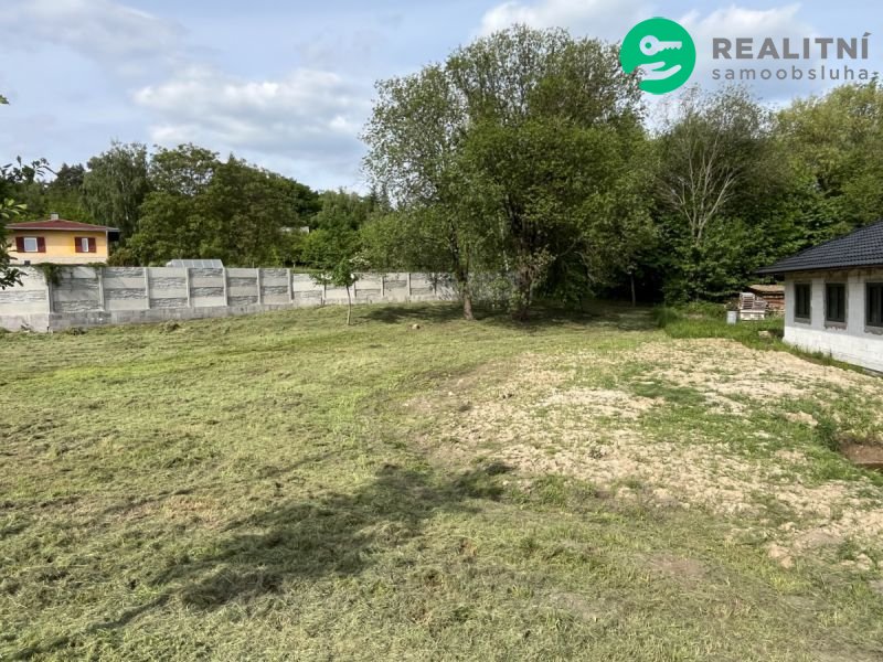 Stavební pozemek v obci Třemblat 1322 m2