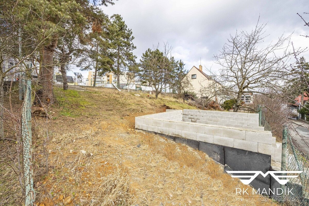 Prodej stavebního pozemku 196 m², Praha, ev.č. 742-1