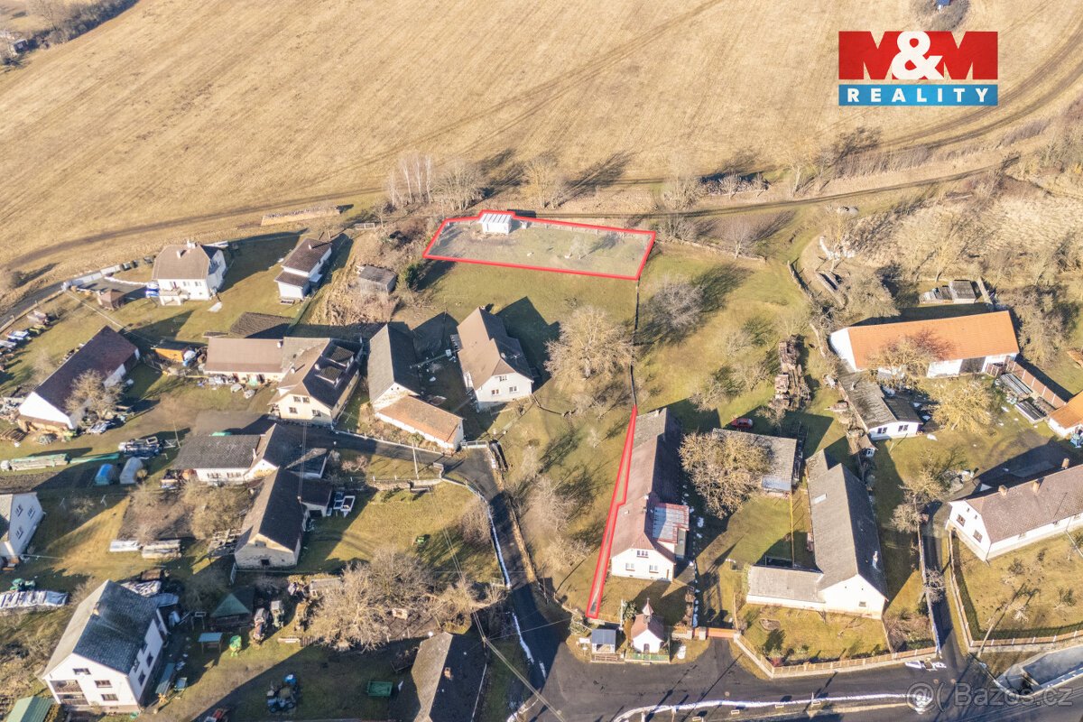 Prodej pozemku k bydlení, 1064 m², Chlumy