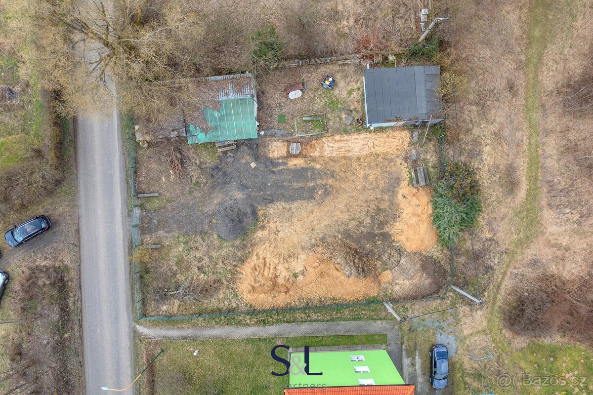 Prodej stavebního pozemku 1 026 m², Dubá - Dřevčice