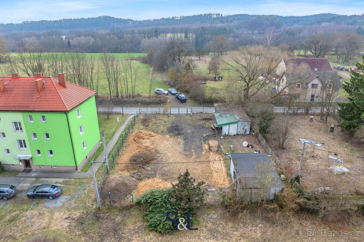 Prodej stavebního pozemku 1 026 m², Dubá - Dřevčice