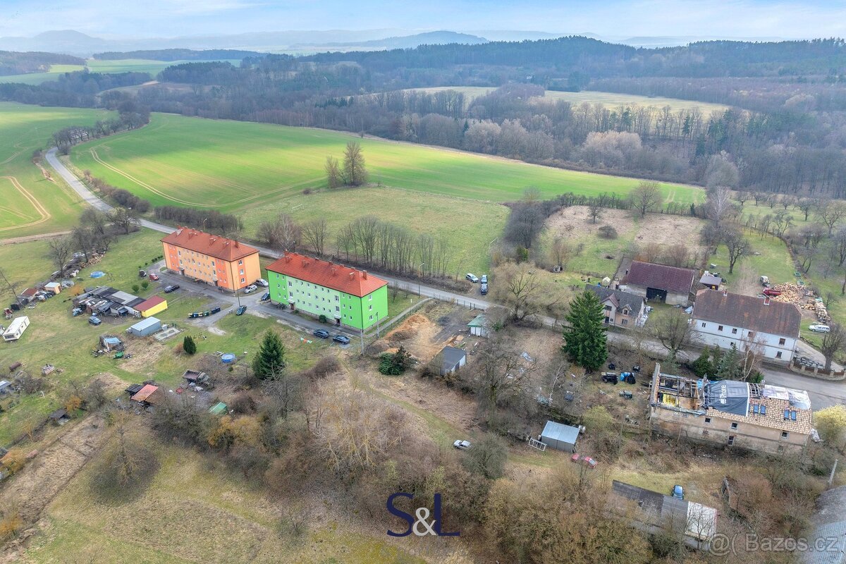 Prodej stavebního pozemku 1 026 m², Dubá - Dřevčice