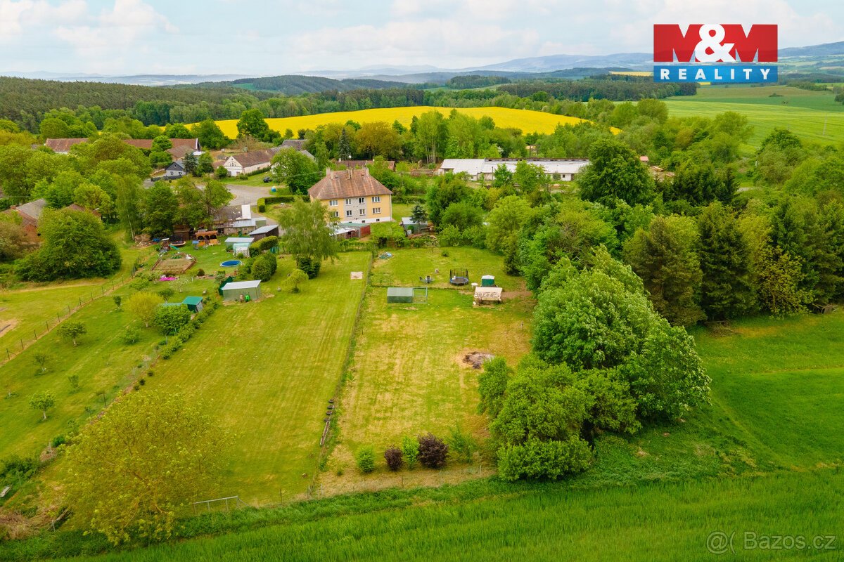 Prodej pozemku k bydlení, 1016 m², Hostouň - Přes