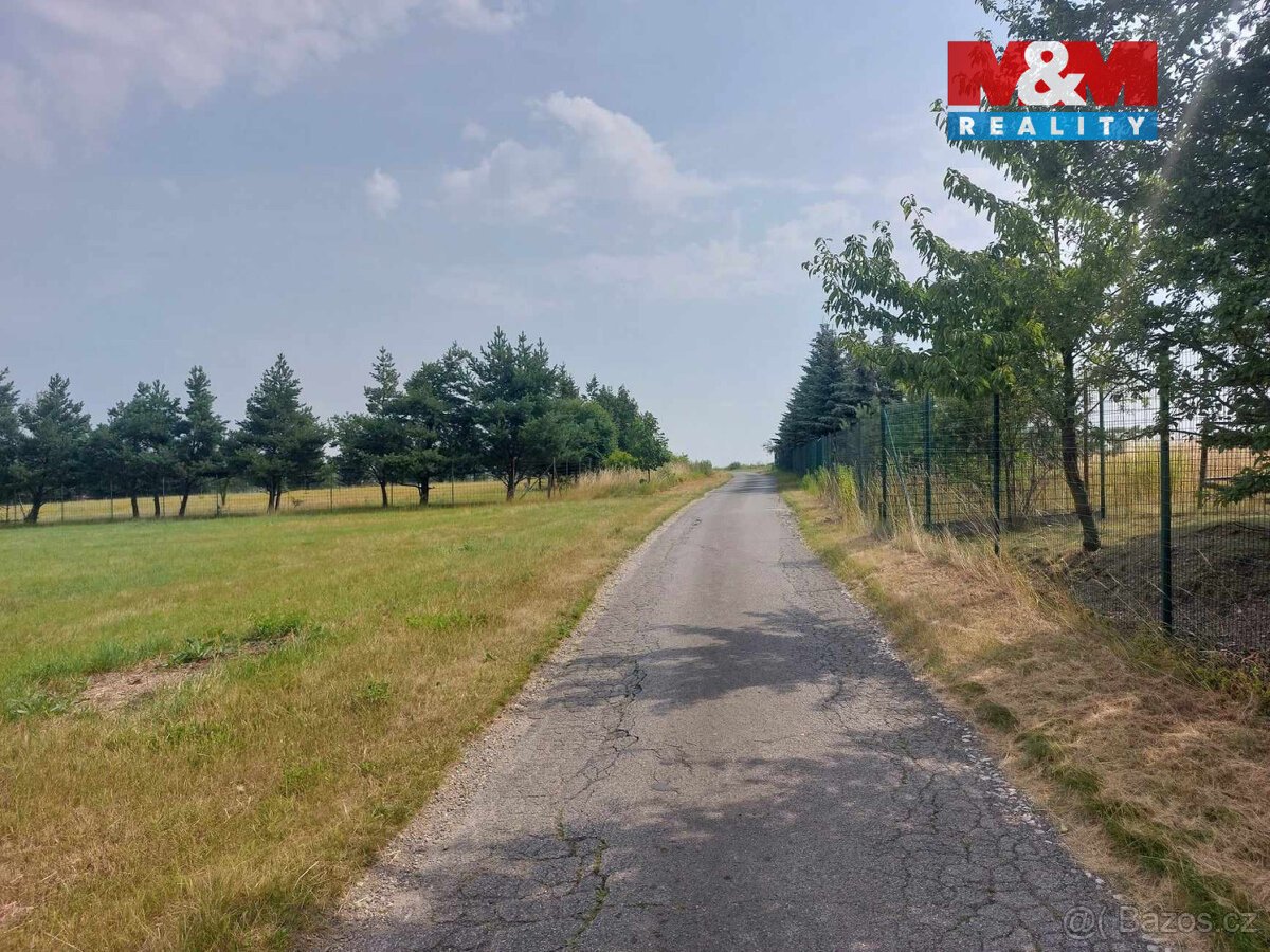Prodej pole, 1616 m², Unhošť