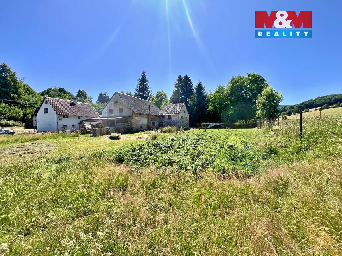 Prodej pozemku k bydlení, 1102 m², Skorošice