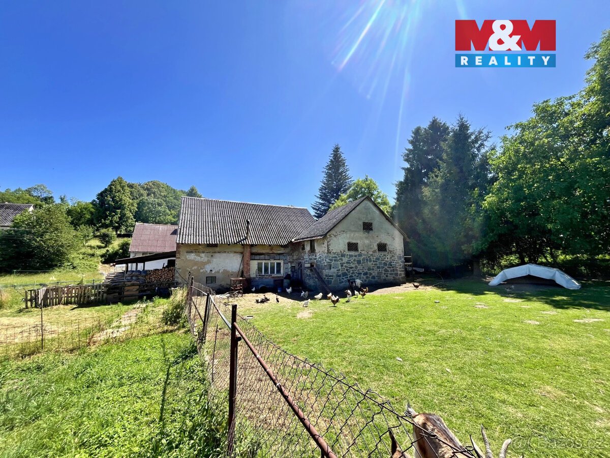 Prodej pozemku k bydlení, 1102 m², Skorošice