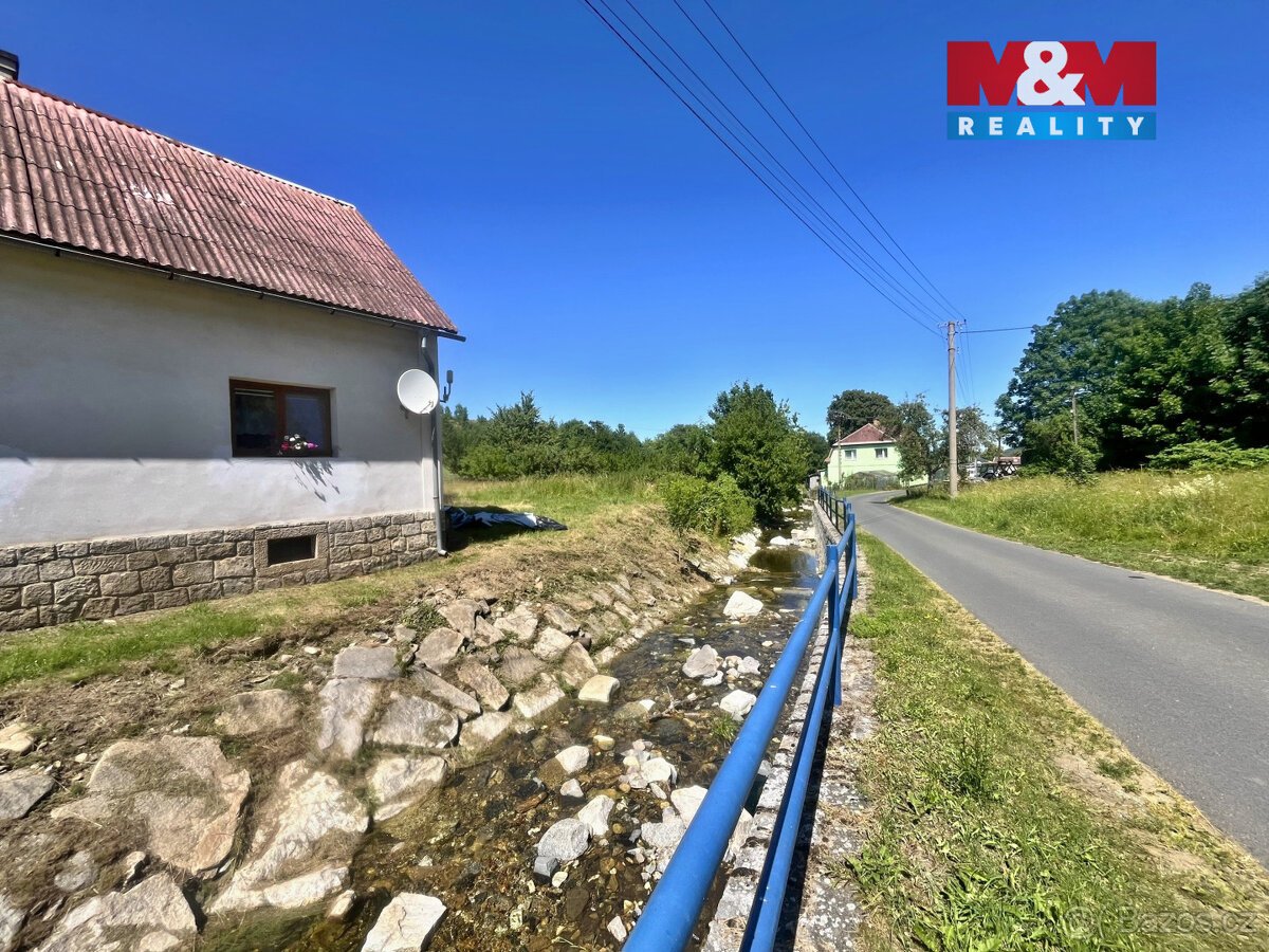 Prodej pozemku k bydlení, 1102 m², Skorošice