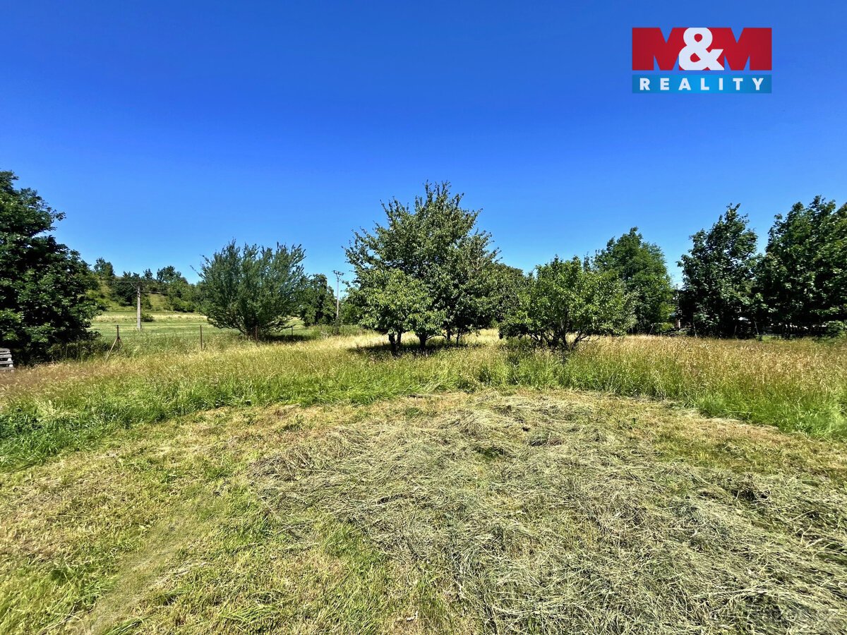 Prodej pozemku k bydlení, 1102 m², Skorošice