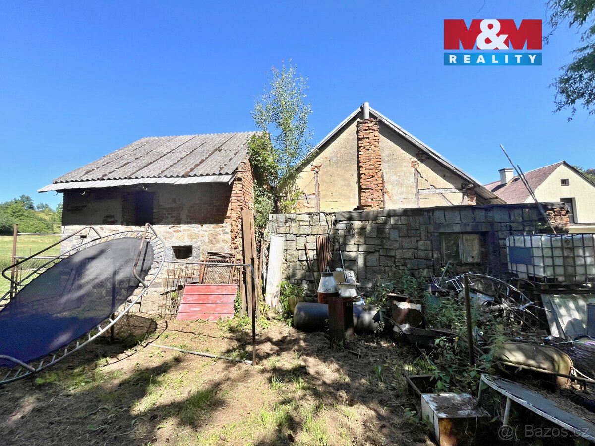 Prodej pozemku k bydlení, 1102 m², Skorošice