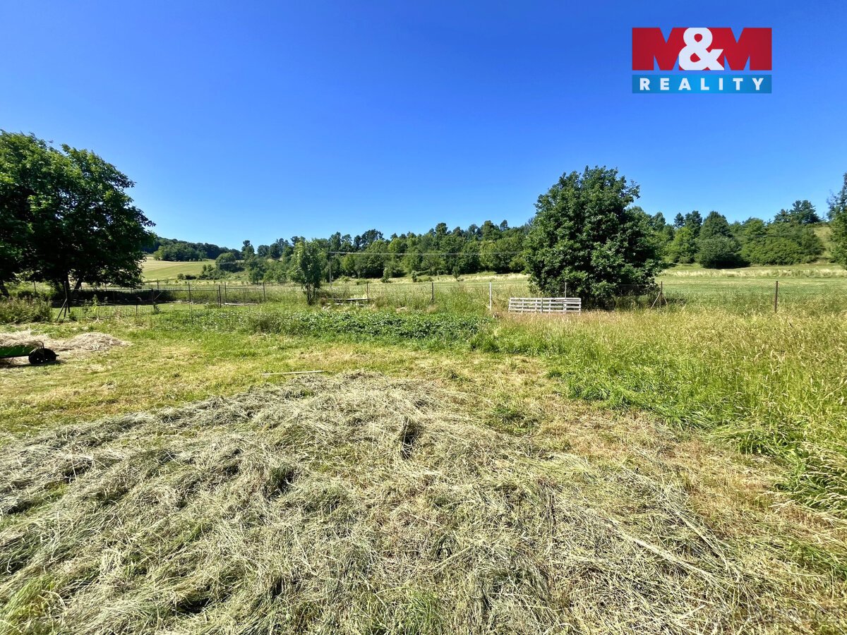 Prodej pozemku k bydlení, 1102 m², Skorošice