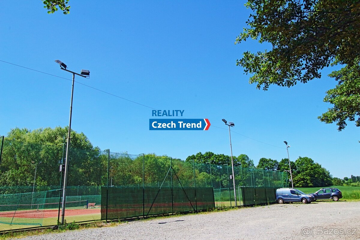 Prodej pozemeku 949 m2 v malebné krajině Litovelska, Sobáčov