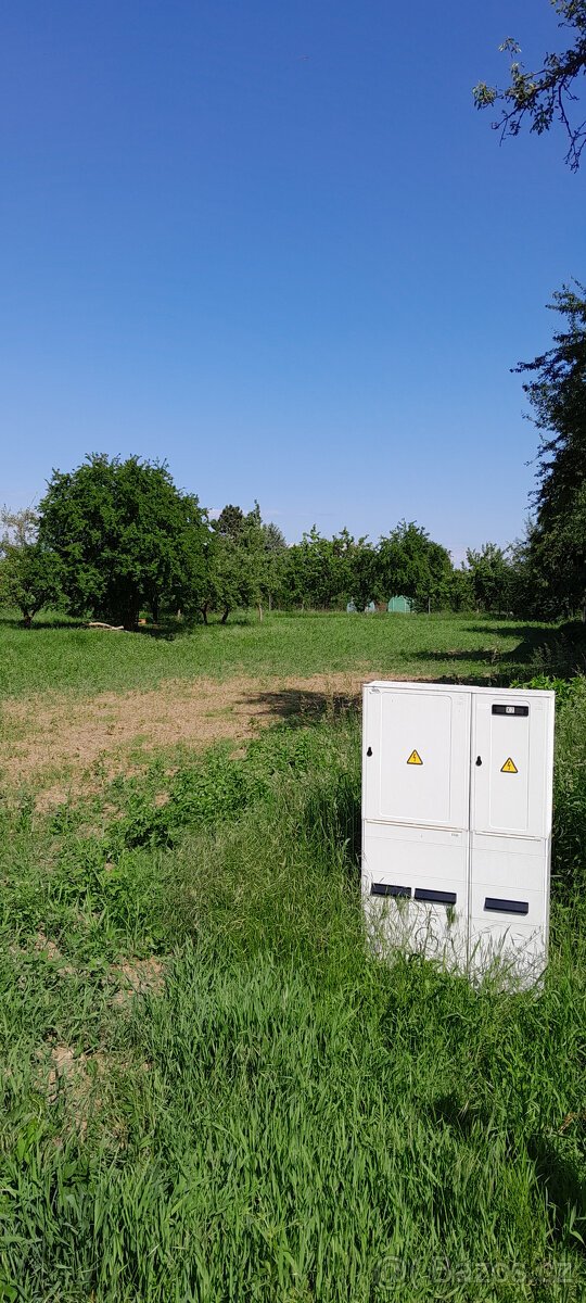 PRODÁM STAVEBNÍ POZEMEK GRYGOV 1660 m2