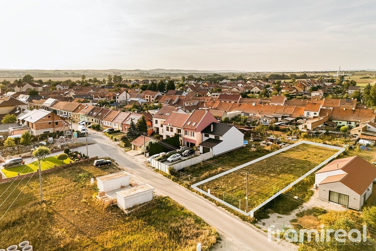Prodej pozemku pro bydlení, 1 000 m² - Opatovice