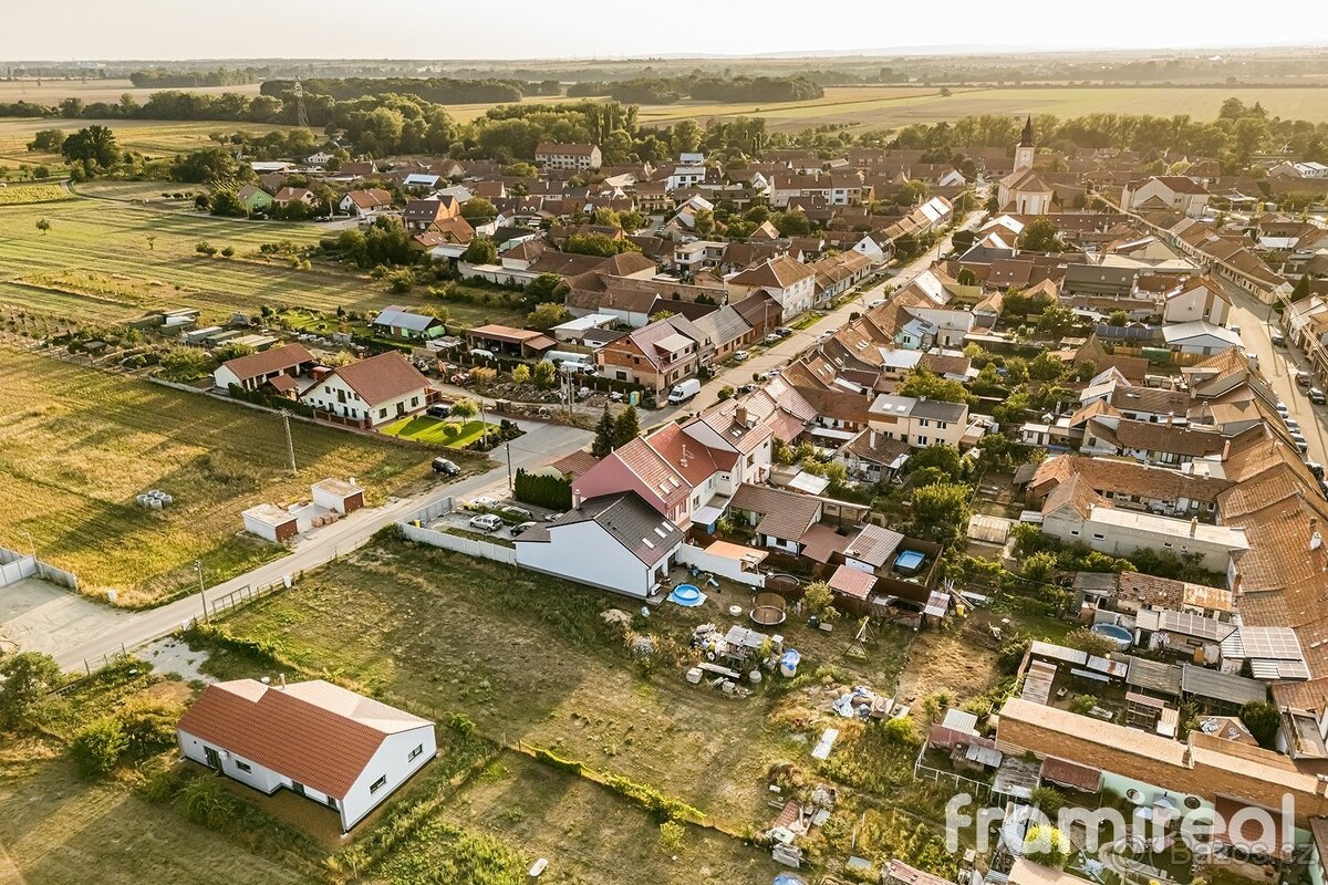 Prodej pozemku pro bydlení, 1 000 m² - Opatovice