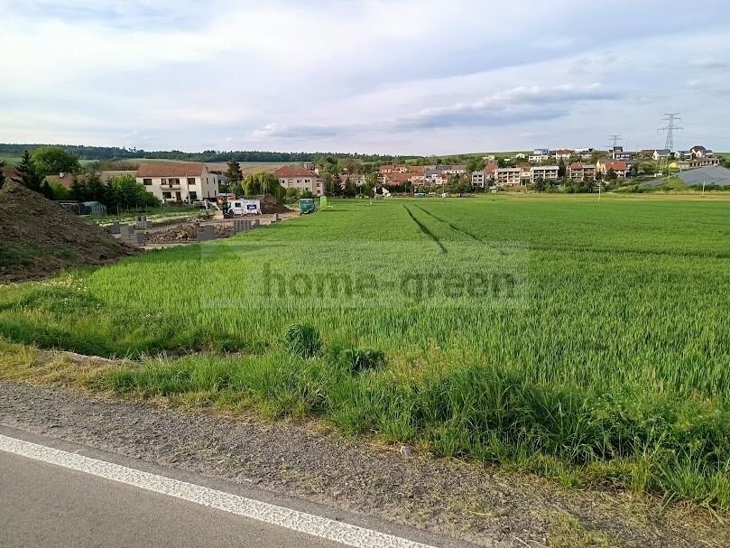 Prodej stavebního pozemku - 800 m², Veverské Knínice, Brno -