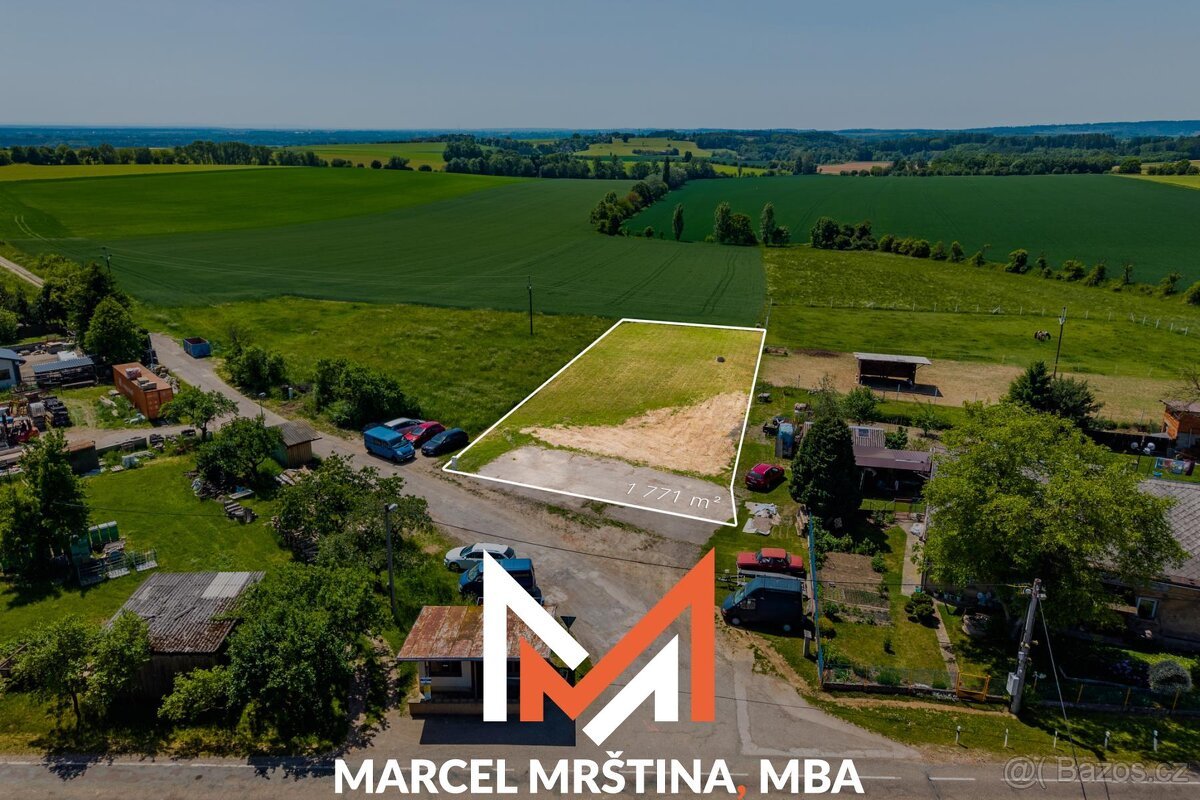 Prodej stavebního pozemku | 1771 m2 | Miskolezy