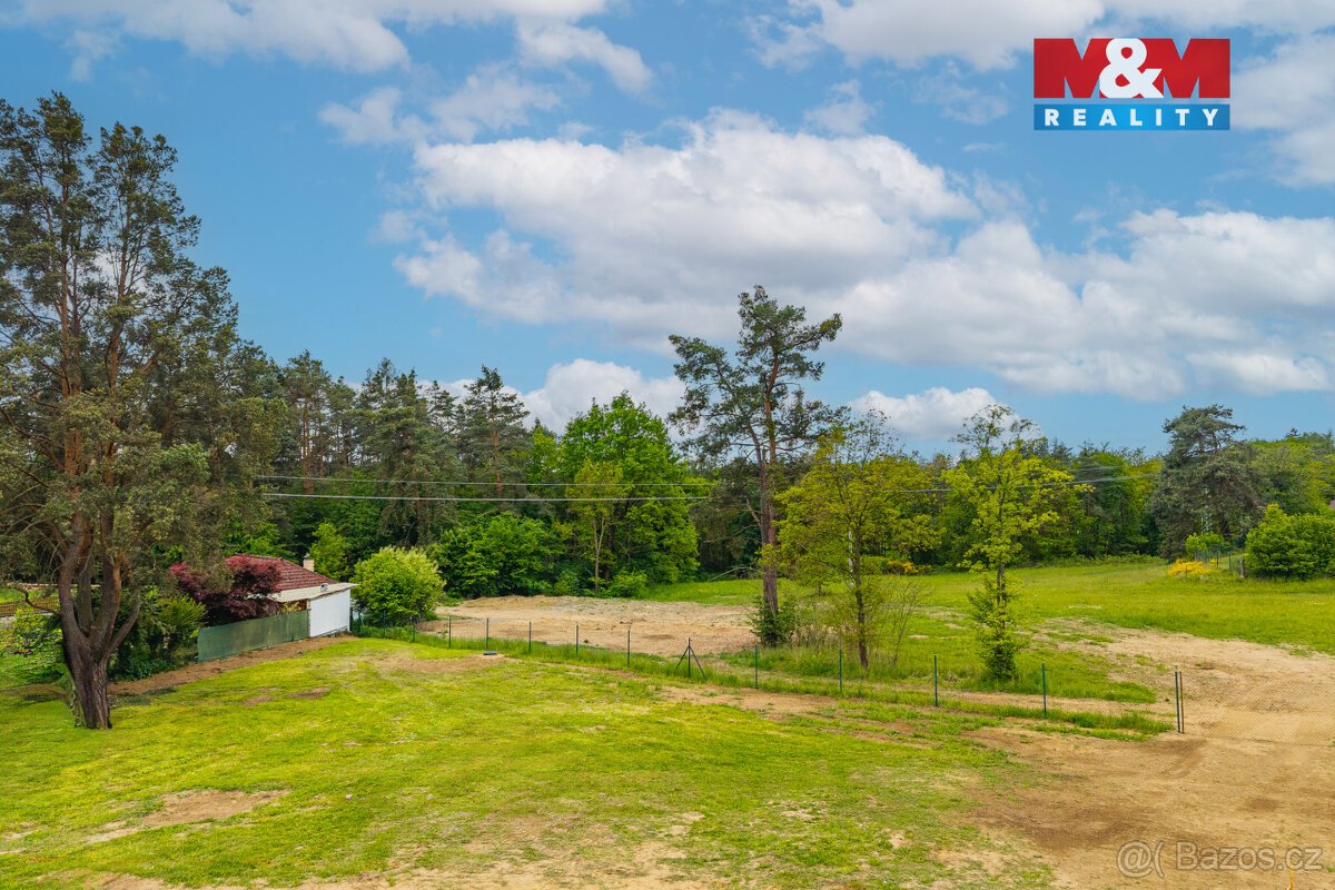 Prodej pozemku k bydlení, 1060 m², Bukovany