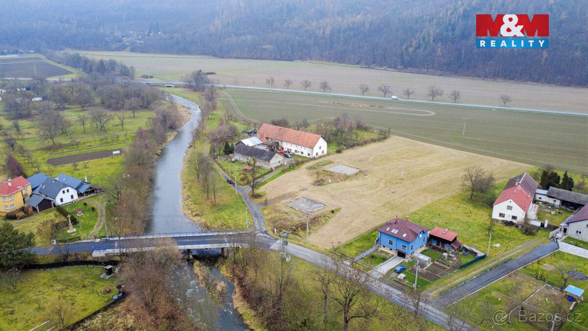 Prodej pozemku k bydlení, 2225 m², Odry
